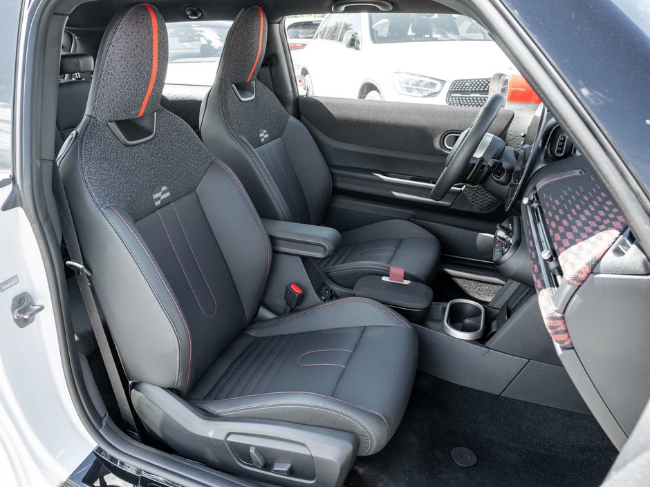 2025 MINI John Cooper Works Base-27