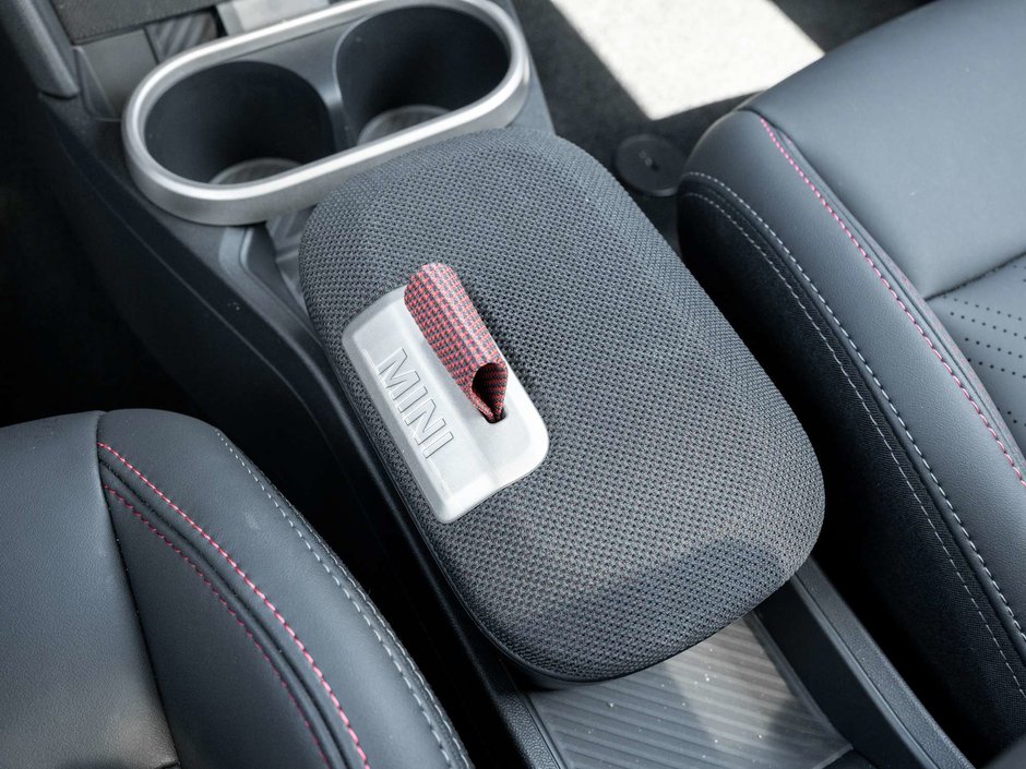 2025 MINI John Cooper Works Base-22
