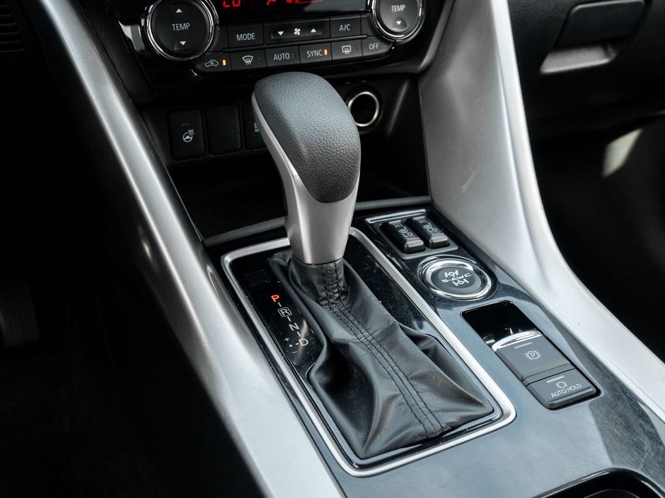 2024 Mitsubishi Eclipse Cross SE-15