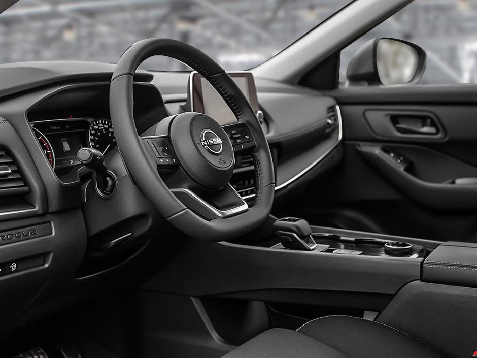 2025 Nissan Rogue S-11