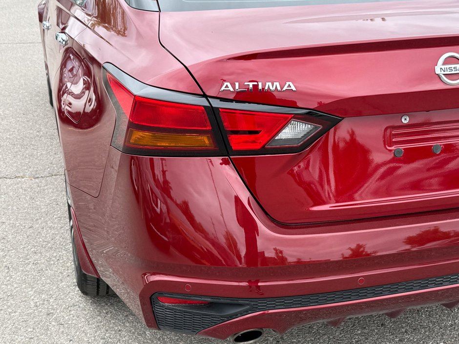 2020 Nissan Altima 2.5 Platinum-12