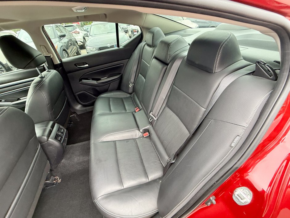2020 Nissan Altima 2.5 Platinum-16