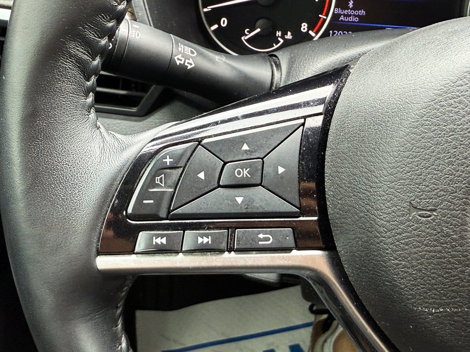 2020 Nissan Altima 2.5 Platinum-24