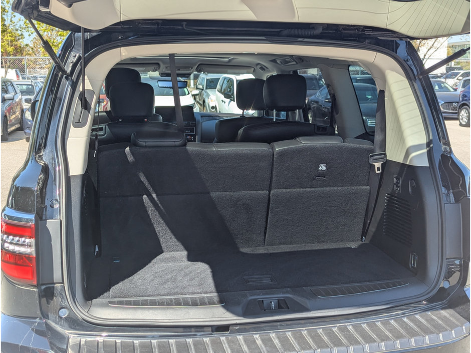 2023 Nissan Armada Platinum-14