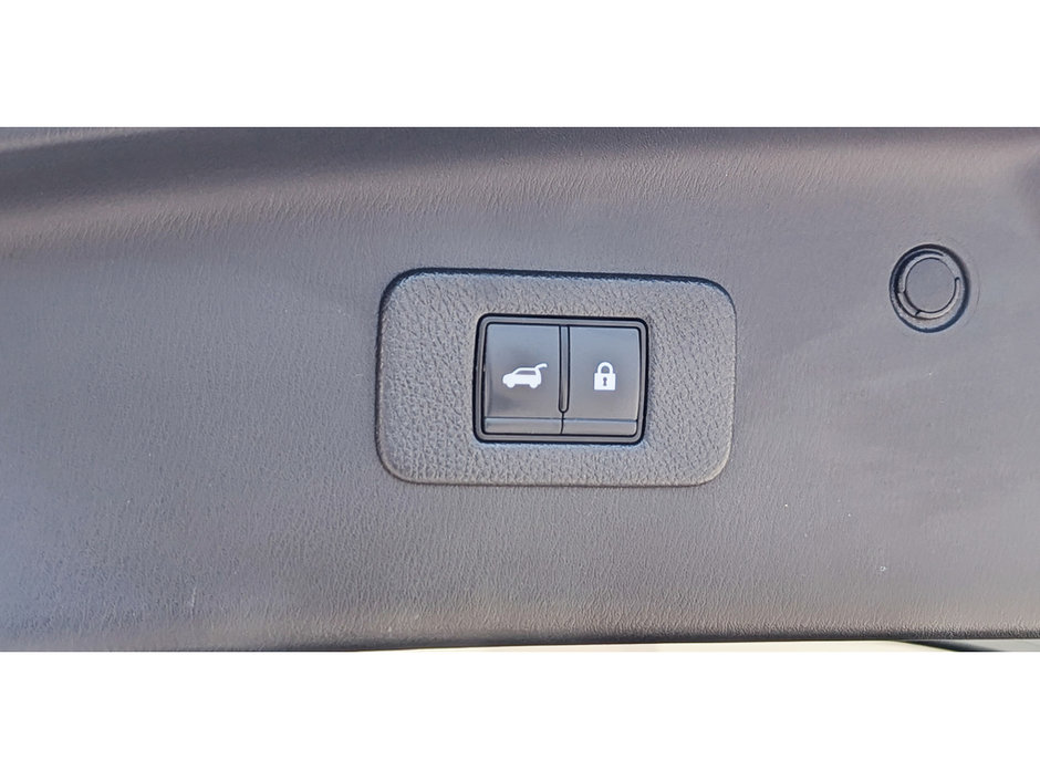 2023 Nissan Armada Platinum-15