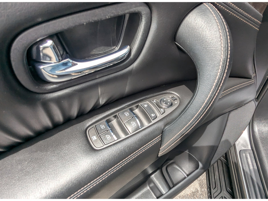 2023 Nissan Armada Platinum-24