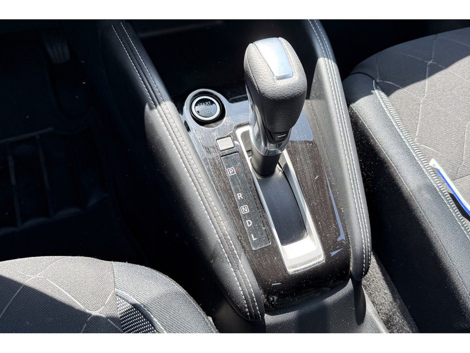 2019 Nissan Kicks S-18