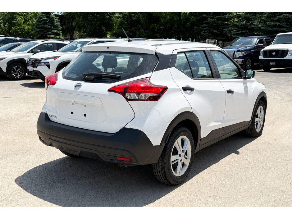 2019 Nissan Kicks S-5