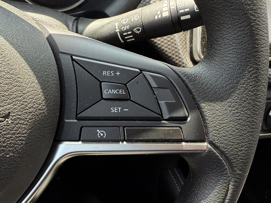 2019 Nissan Kicks S-21