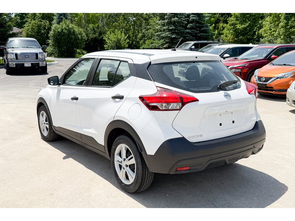 2019 Nissan Kicks S-3