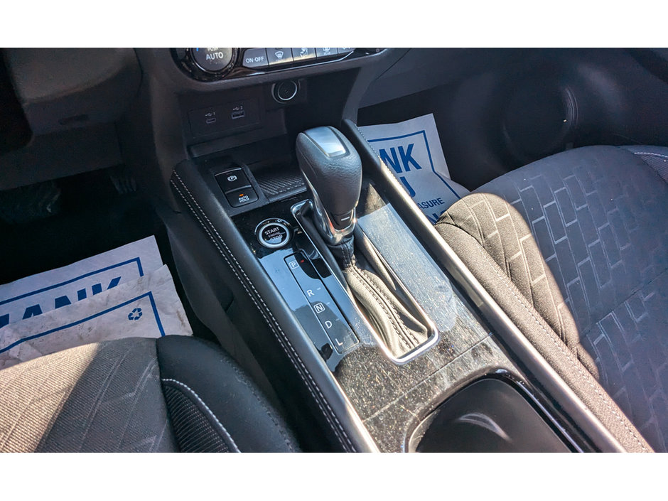2023 Nissan Kicks SV-20