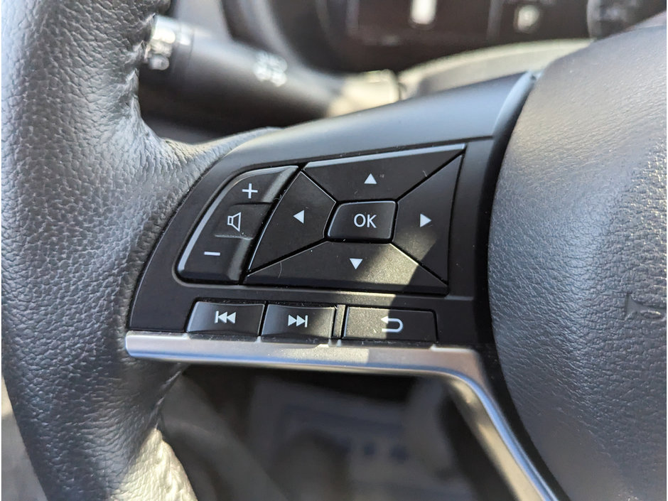 2023 Nissan Kicks SV-22