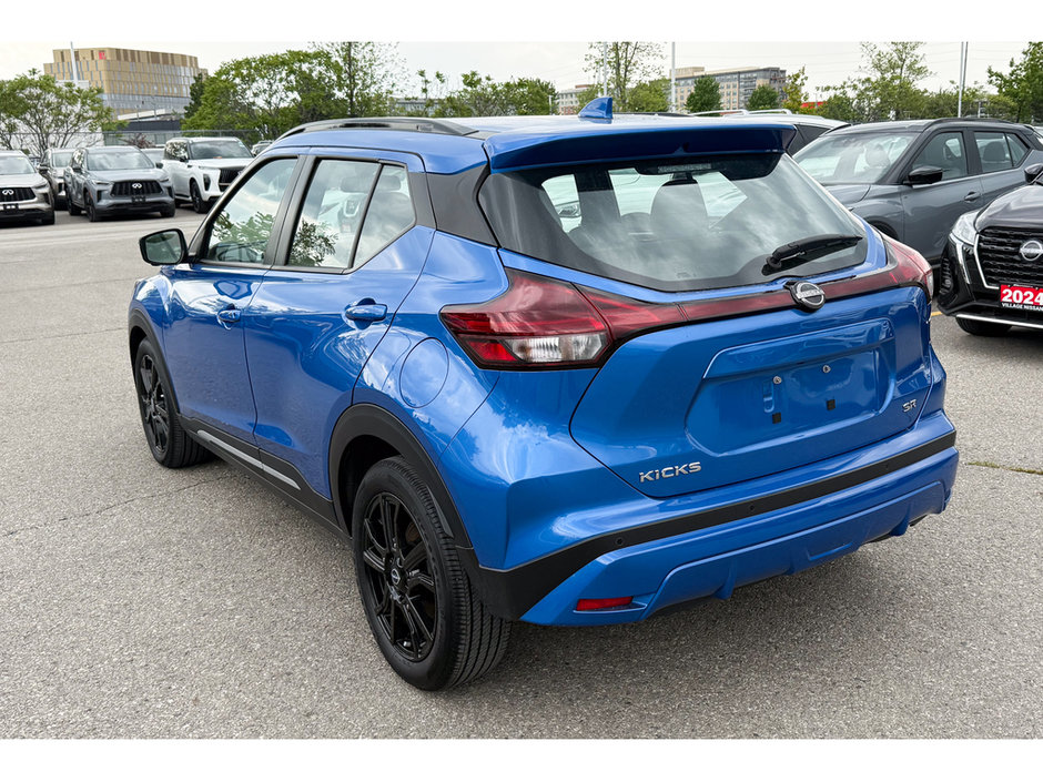 2023 Nissan Kicks SR-5