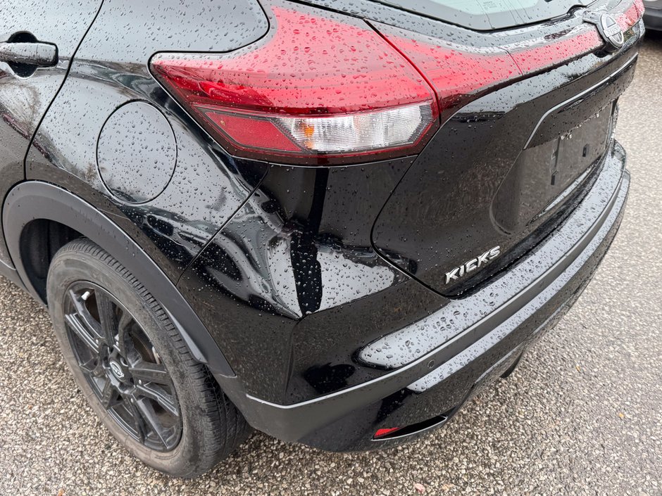 2023 Nissan Kicks SR-11