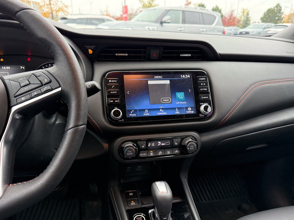 2023 Nissan Kicks SR-17