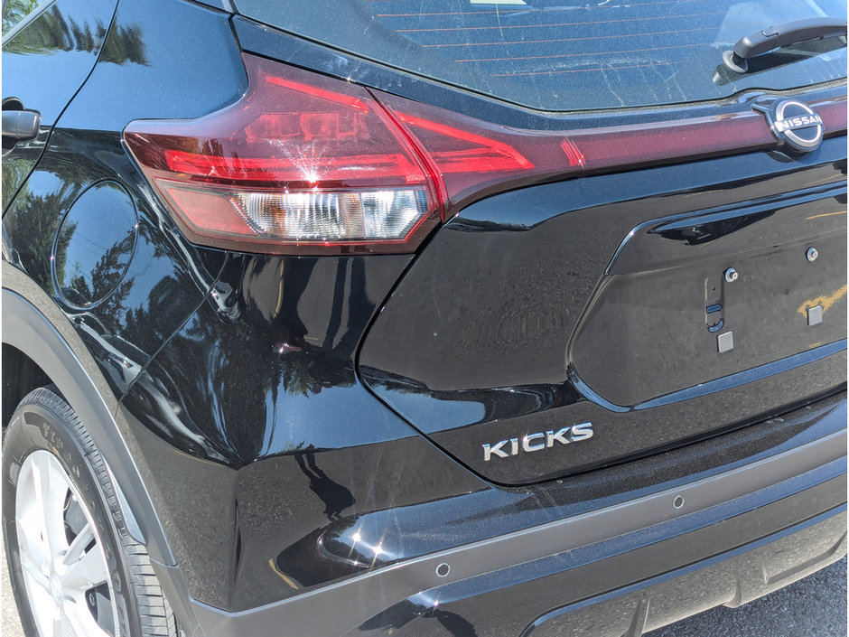 2024 Nissan Kicks S-12