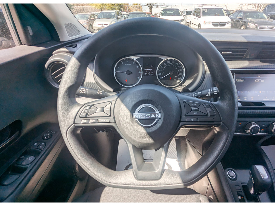 2024 Nissan Kicks S-18