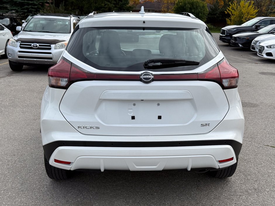 2024 Nissan Kicks SR-4