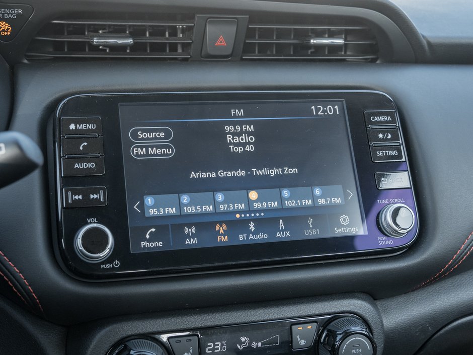 2024 Nissan Kicks SR-19