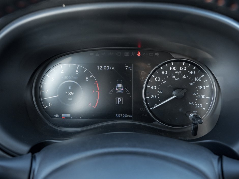 2024 Nissan Kicks SR-11