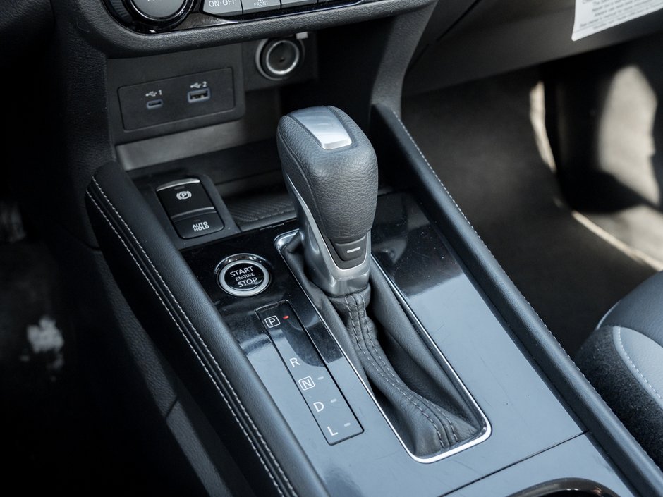 2024 Nissan Kicks SR-16