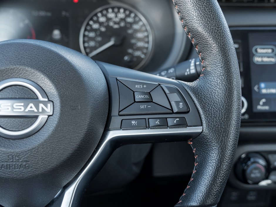 2024 Nissan Kicks SR-10