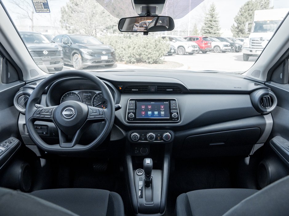 2024 Nissan Kicks S-22