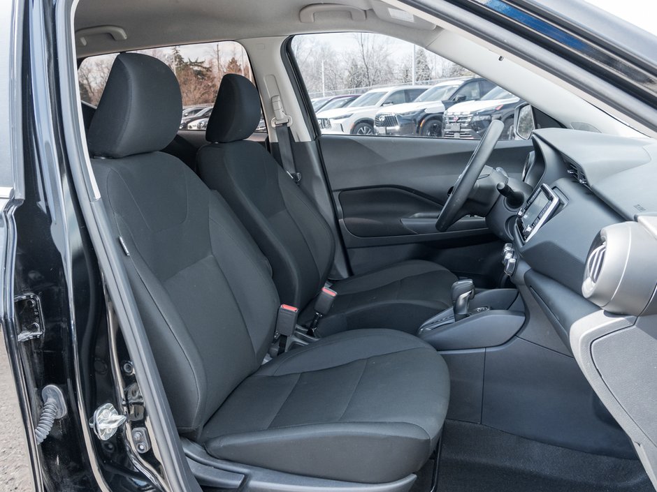 2024 Nissan Kicks S-20