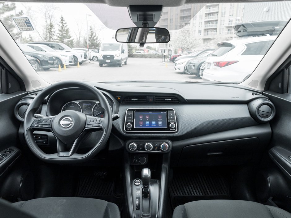 2024 Nissan Kicks S-21