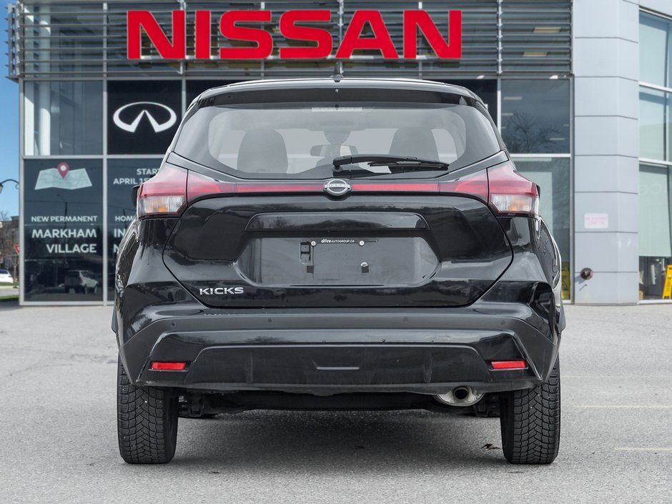 2024 Nissan Kicks S-6