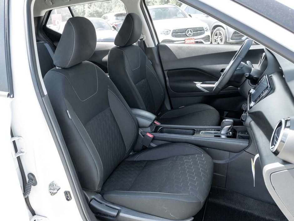 2024 Nissan Kicks SV-20