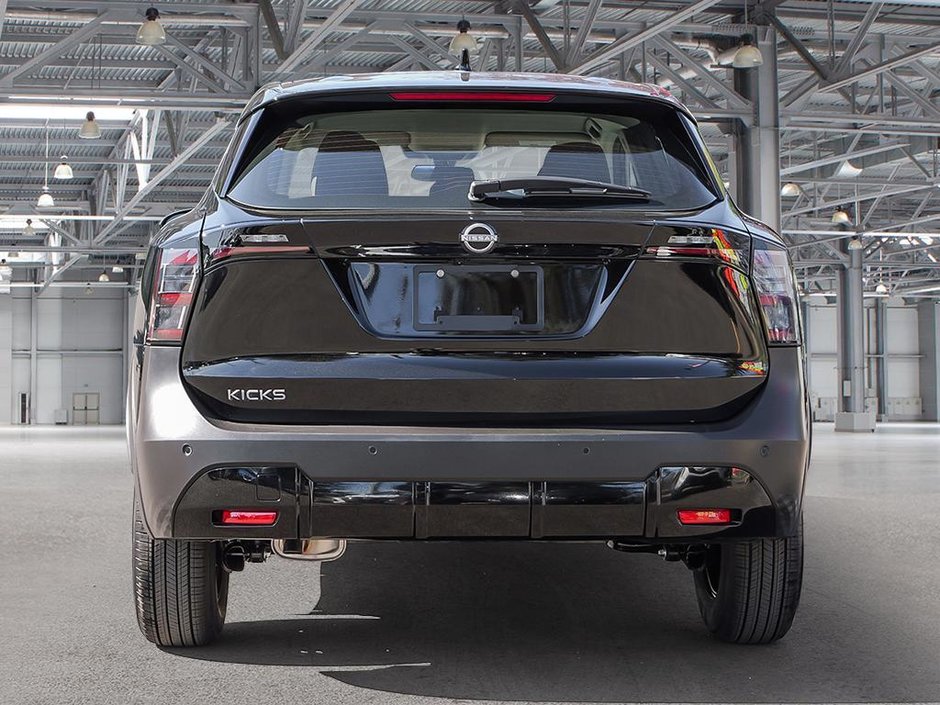 2025 Nissan KICKS S-4