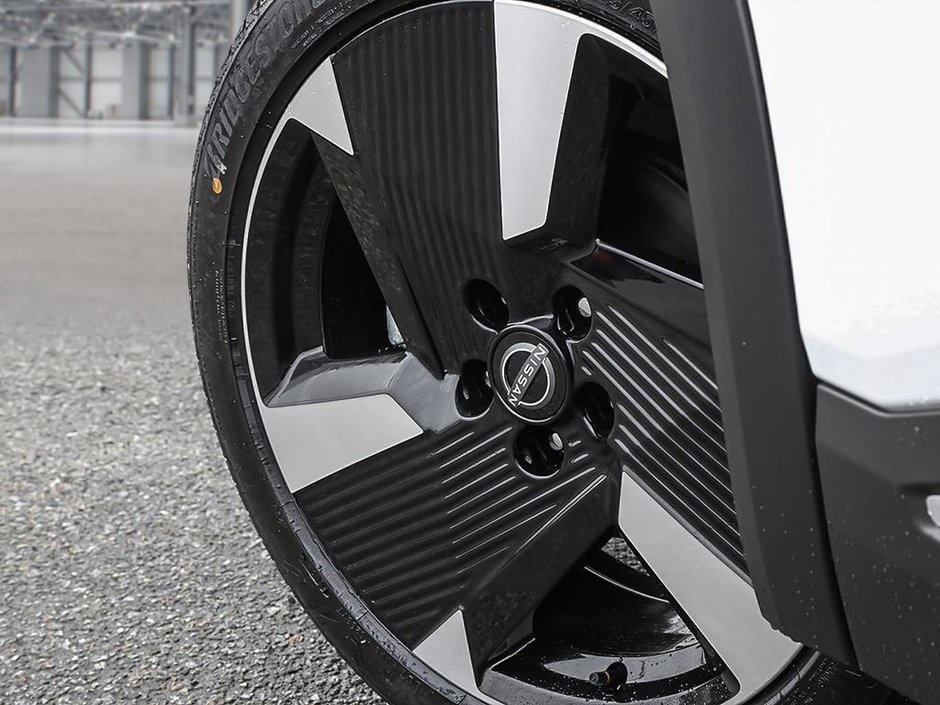2025 Nissan Kicks SR PREMIUM SPRT WHL PKG-7