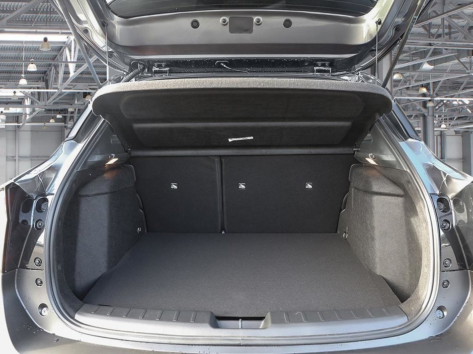 2025 Nissan Kicks SR PREMIUM-6
