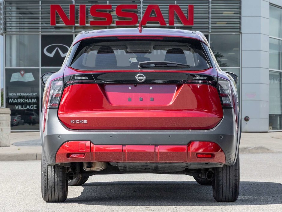 2025 Nissan Kicks S-6