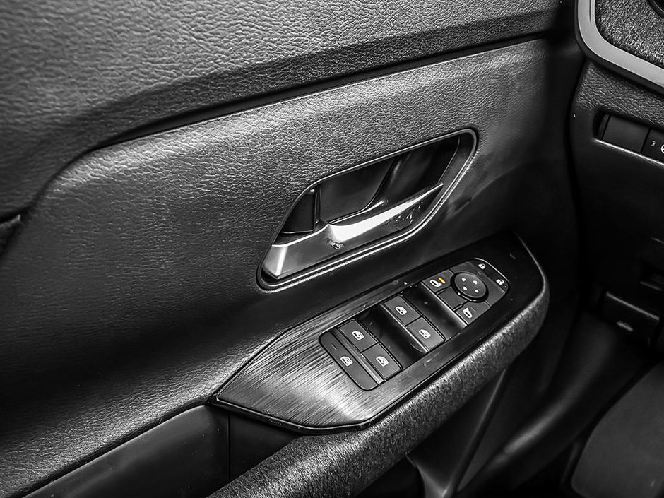 2026 Nissan Kicks SV FWD-15