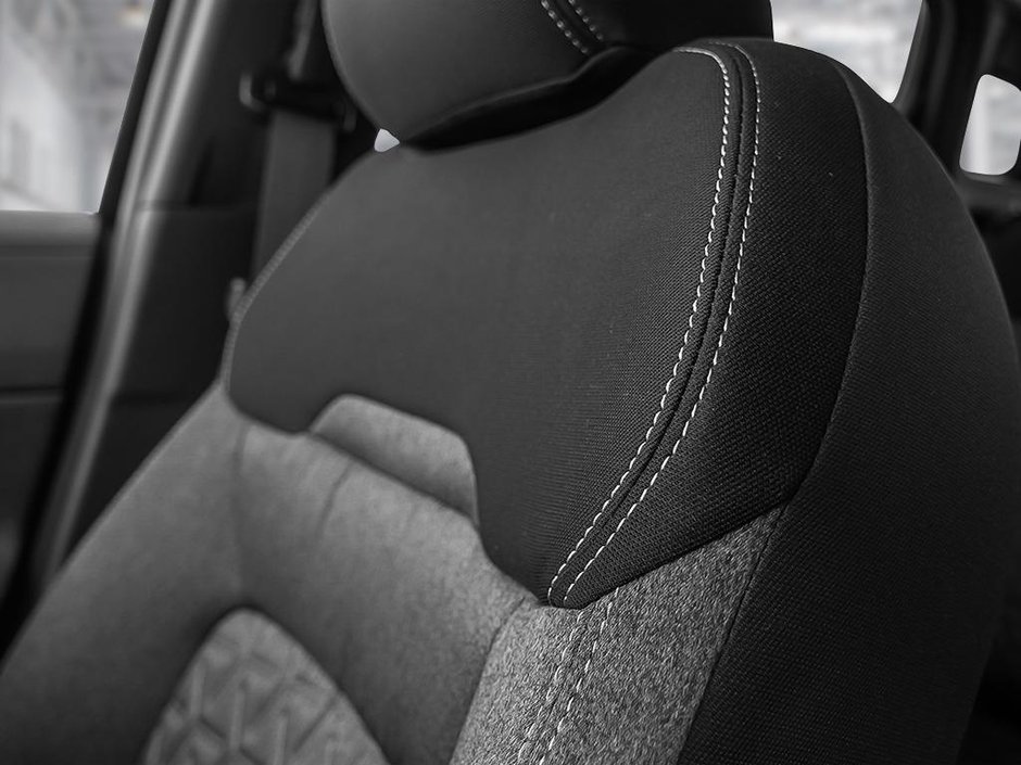 2026 Nissan Kicks SV FWD-17