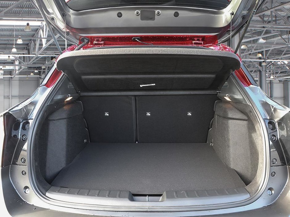 2026 Nissan Kicks SR Premium AWD-6