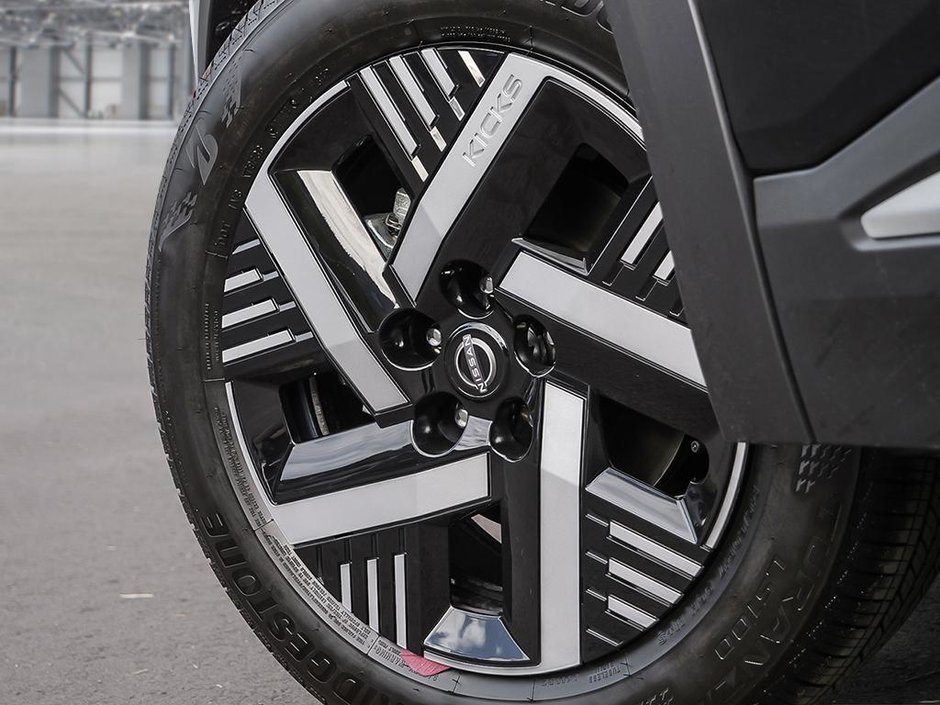 2026 Nissan Kicks SV FWD-7