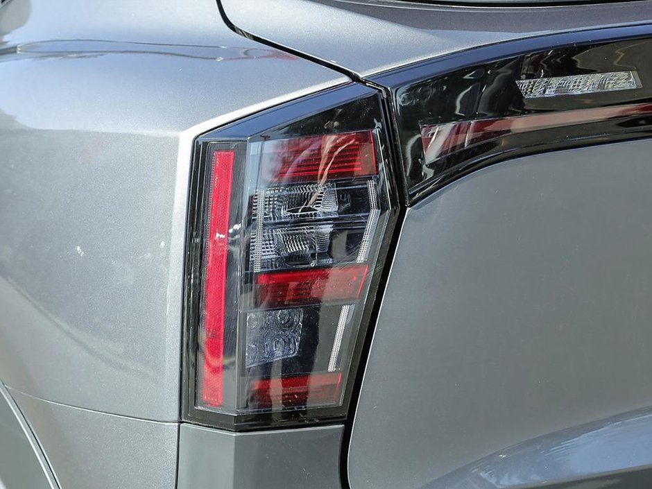 2026 Nissan Kicks SV AWD-8