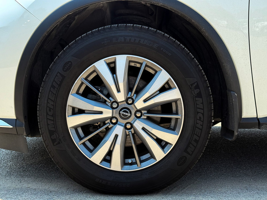 2023 Nissan Murano SV-12
