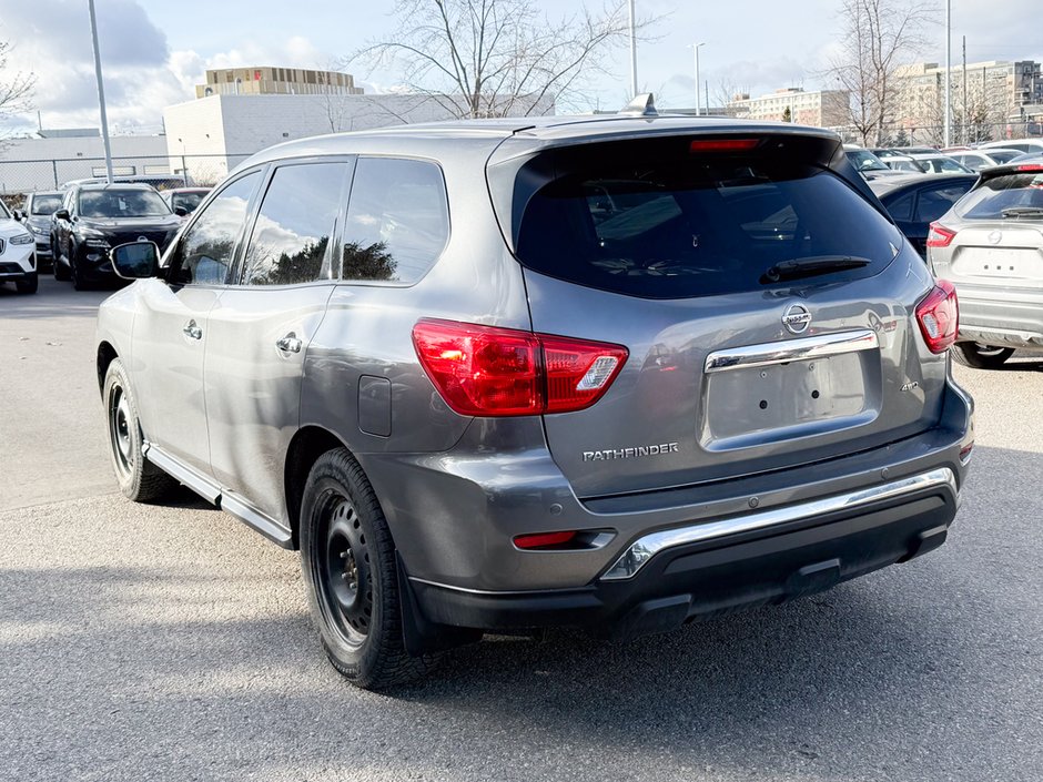 2020 Nissan Pathfinder S-4
