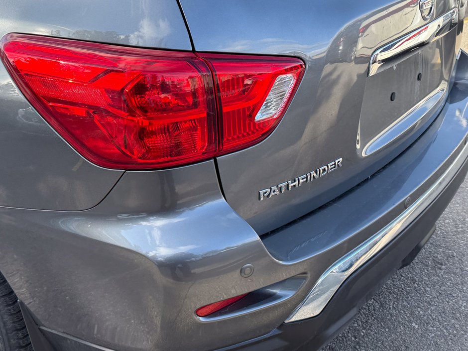 2020 Nissan Pathfinder S-11