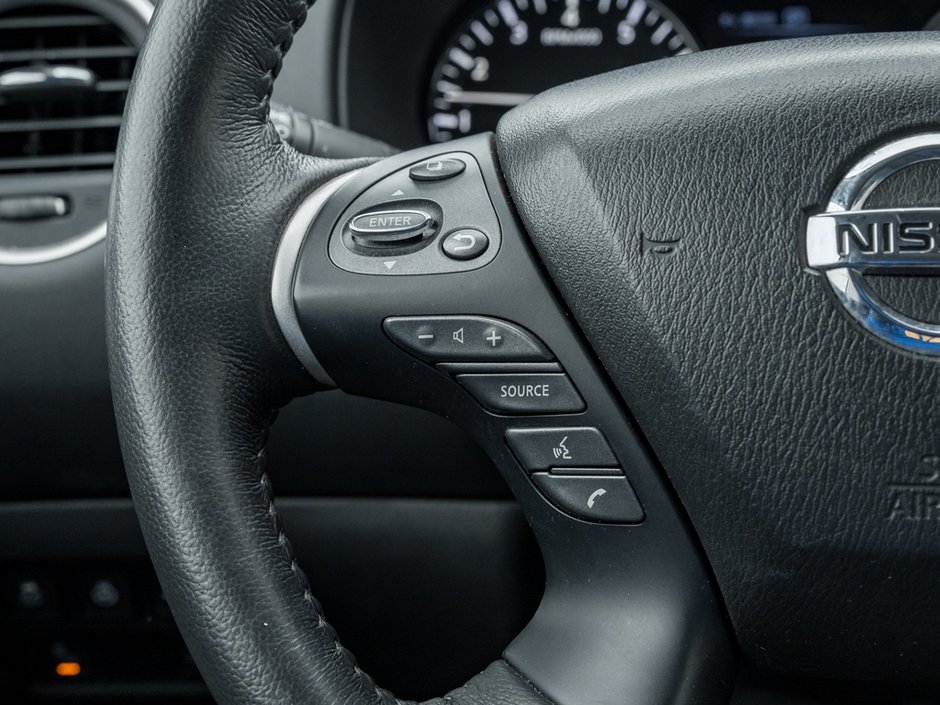 2020 Nissan Pathfinder SL-9