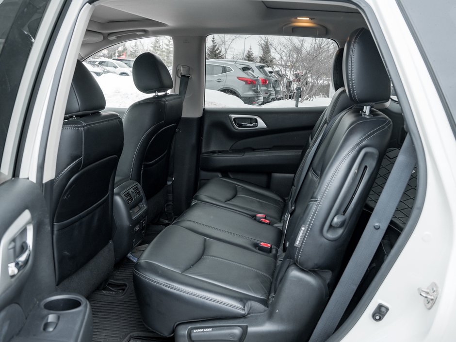 2020 Nissan Pathfinder SL-28