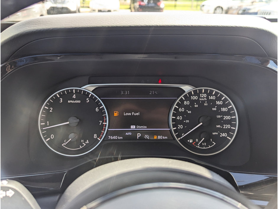 2024 Nissan Pathfinder SL-28