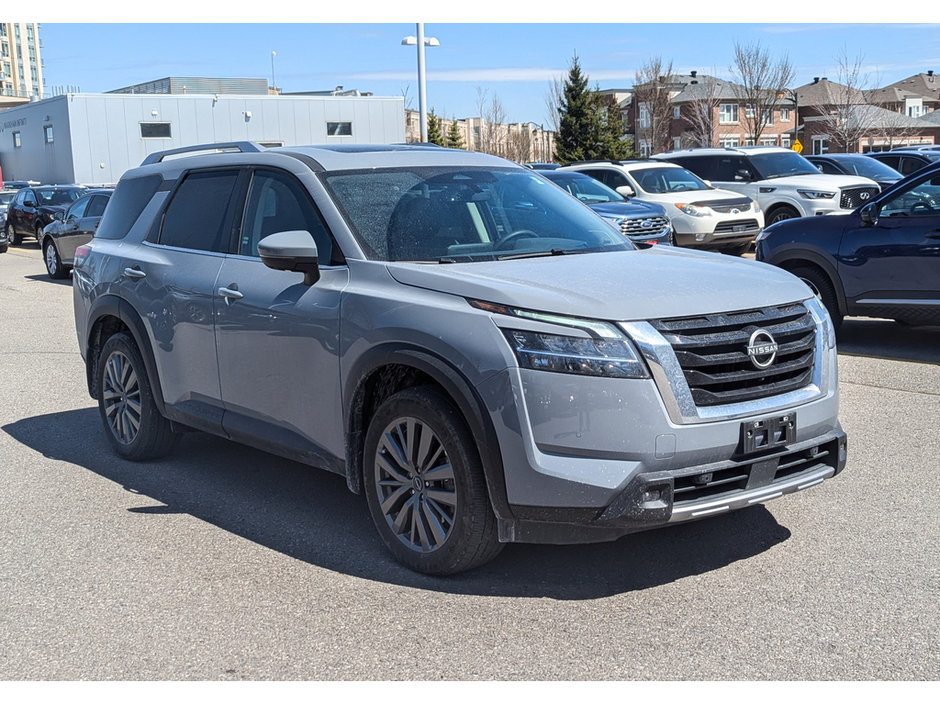 2024 Nissan Pathfinder SL-2