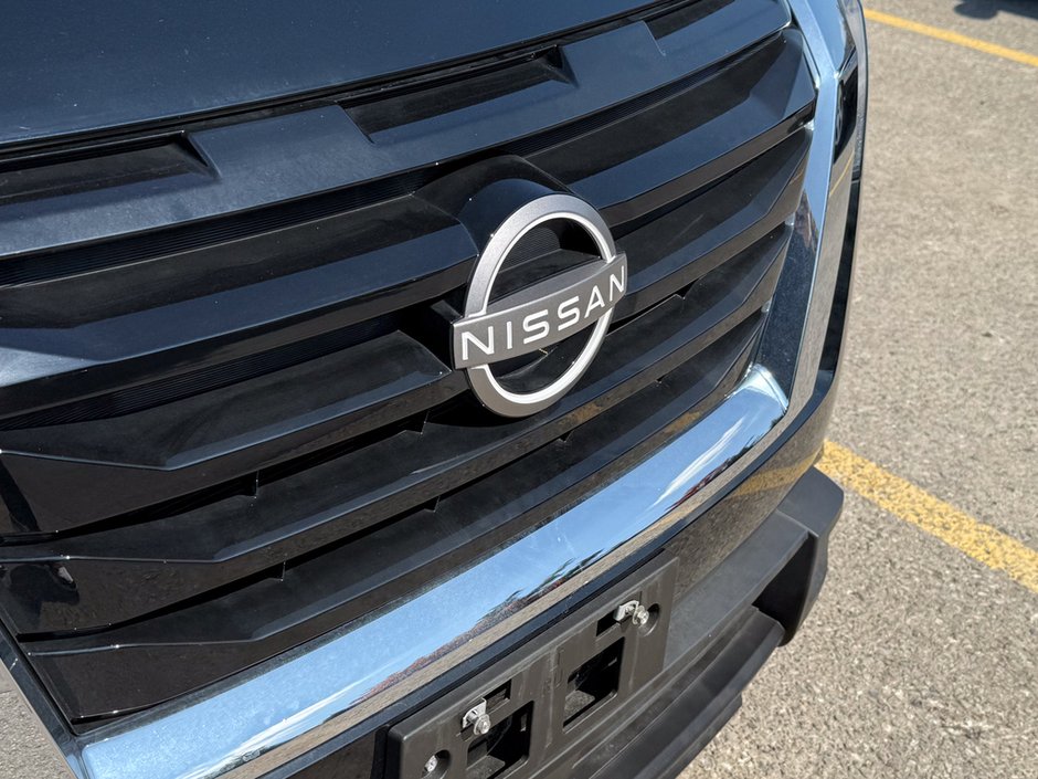 2024 Nissan Pathfinder S-10