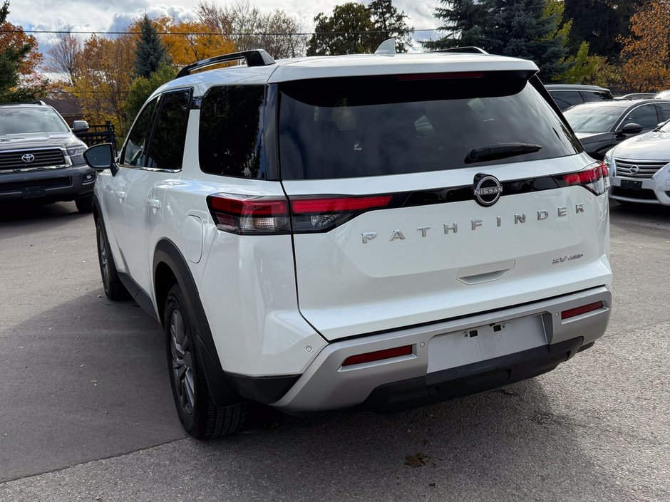 2024 Nissan Pathfinder SV-4