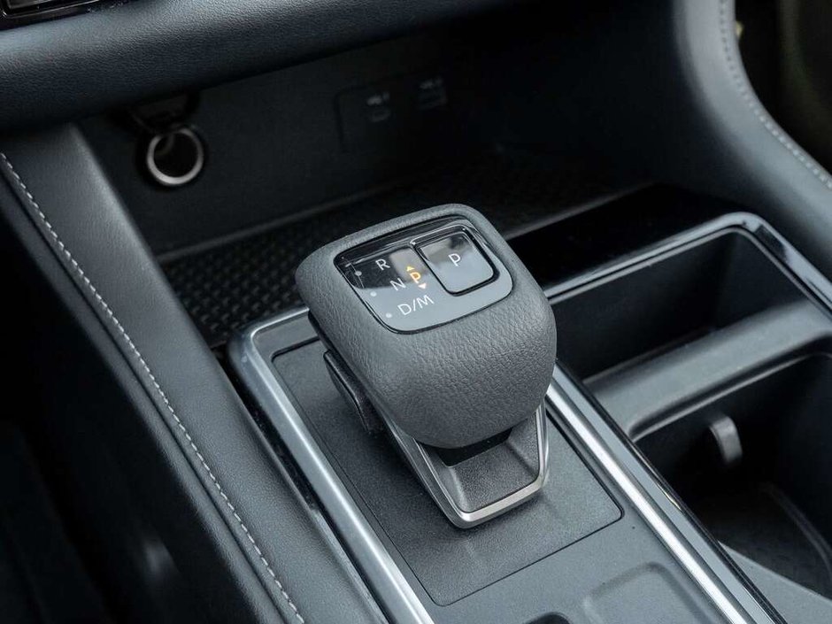 2024 Nissan Pathfinder SV-13
